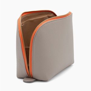 Large grey pebbled leather zip travel bag